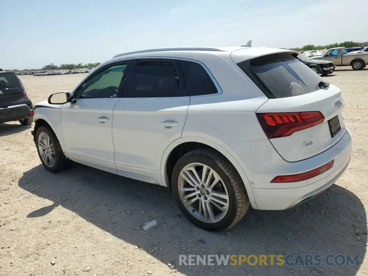 2 Photograph of a damaged car WA1CNAFY7K2132515 AUDI Q5 2019