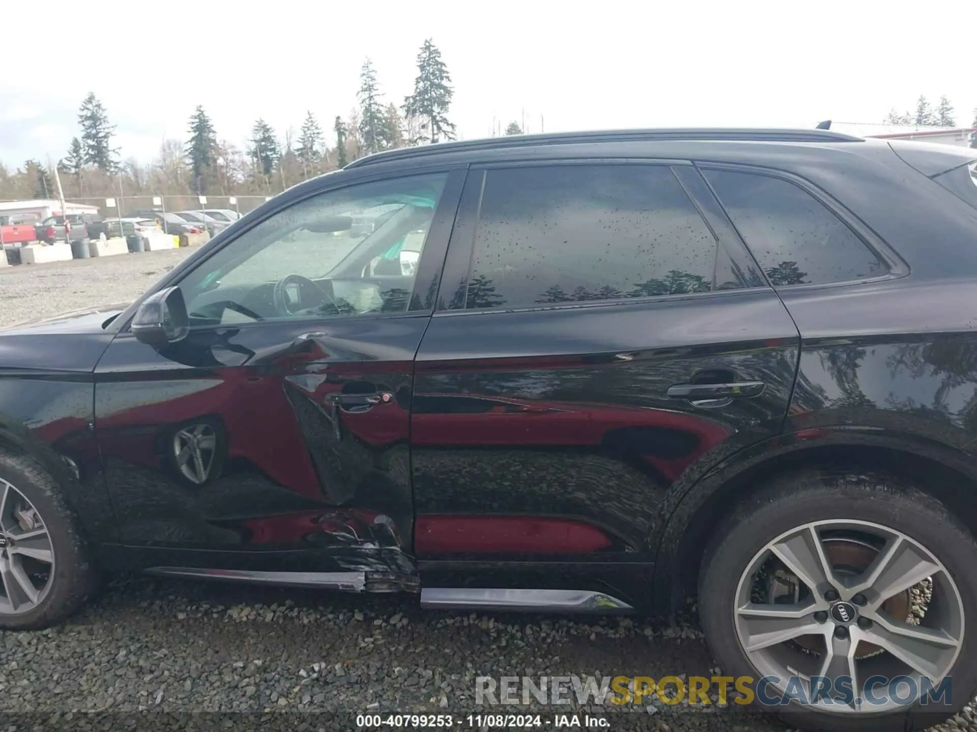 14 Photograph of a damaged car WA1CNAFY8K2082837 AUDI Q5 2019