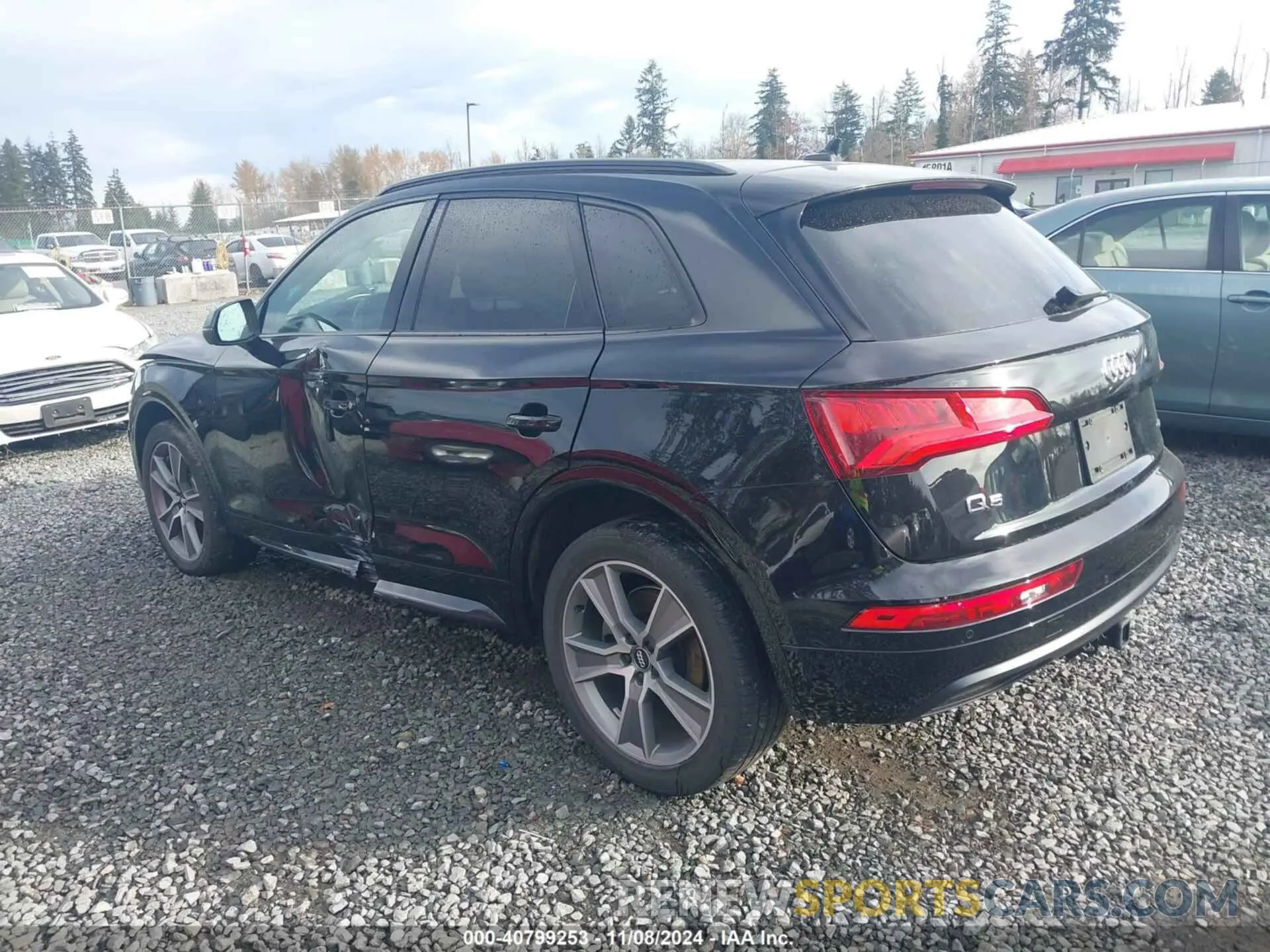 3 Photograph of a damaged car WA1CNAFY8K2082837 AUDI Q5 2019