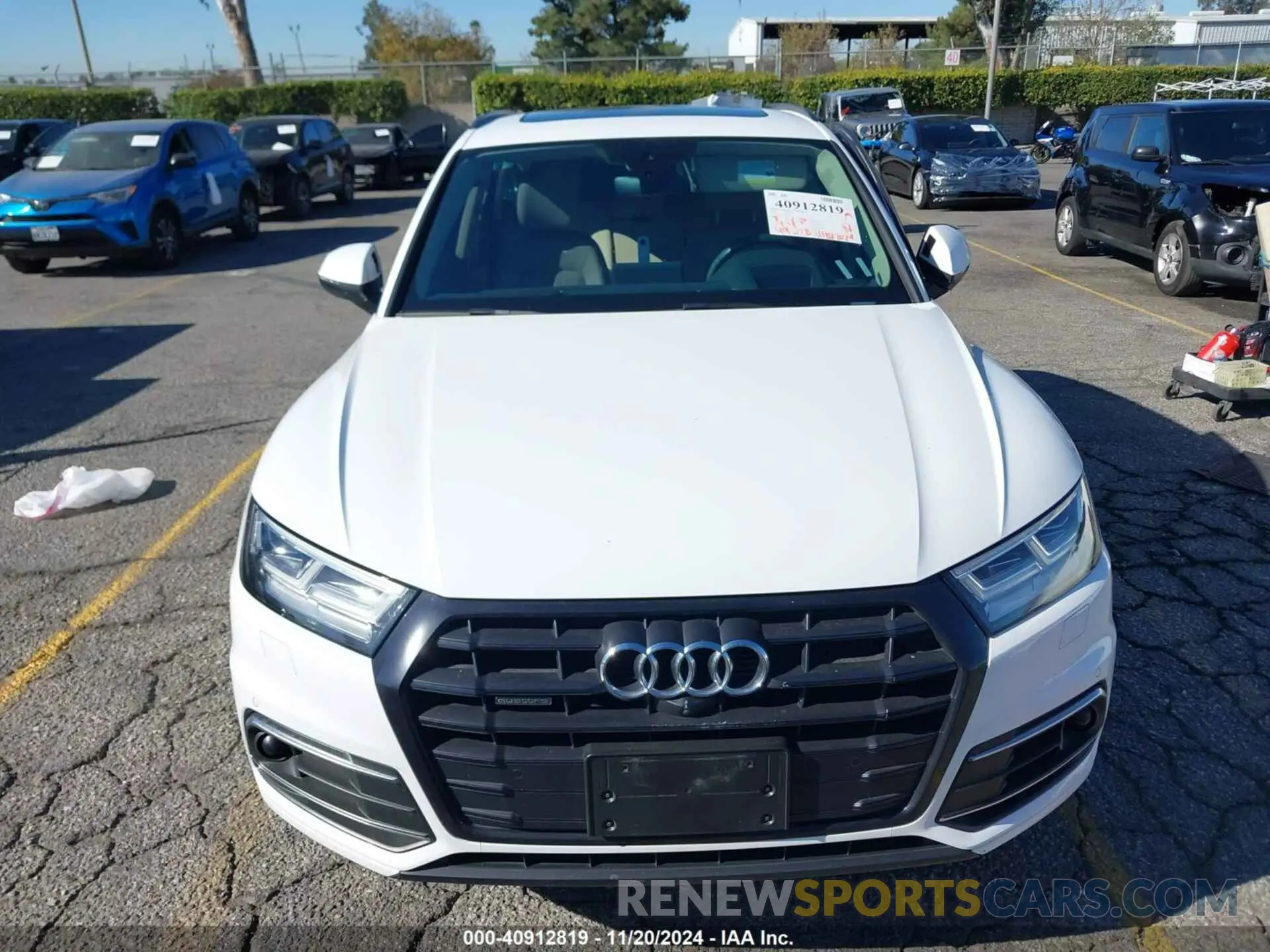 12 Photograph of a damaged car WA1CNAFY8K2125542 AUDI Q5 2019