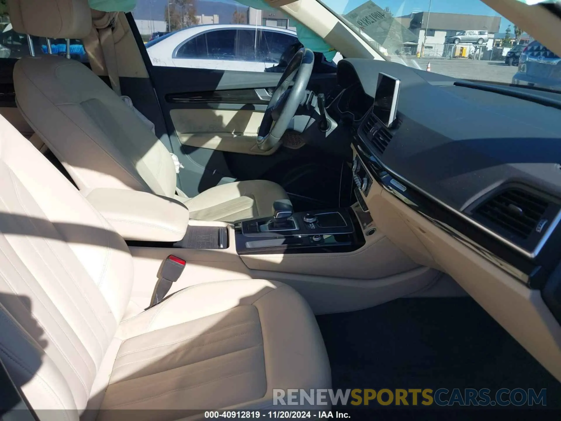 5 Photograph of a damaged car WA1CNAFY8K2125542 AUDI Q5 2019