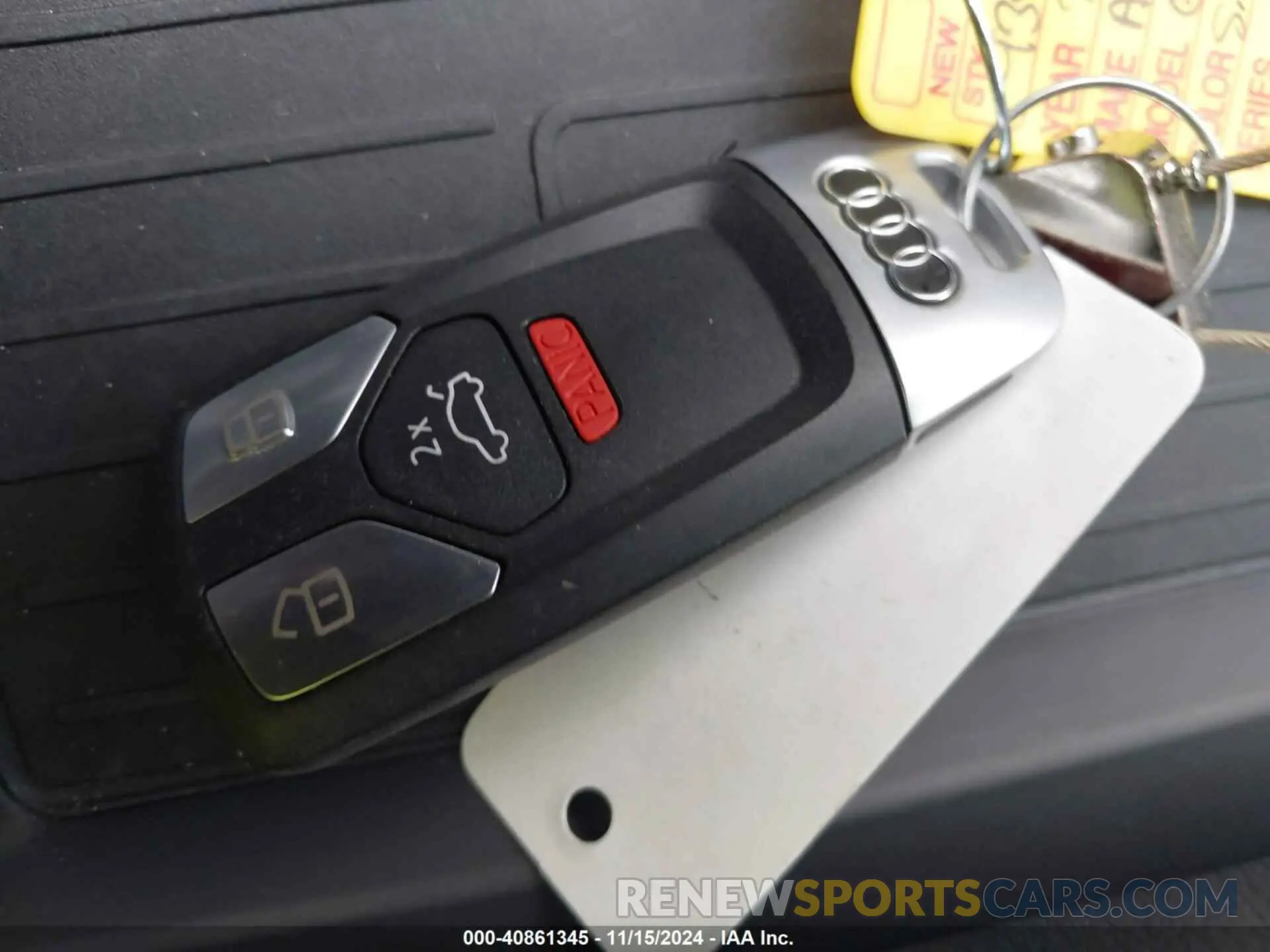 11 Photograph of a damaged car WA1CNAFYXK2034885 AUDI Q5 2019