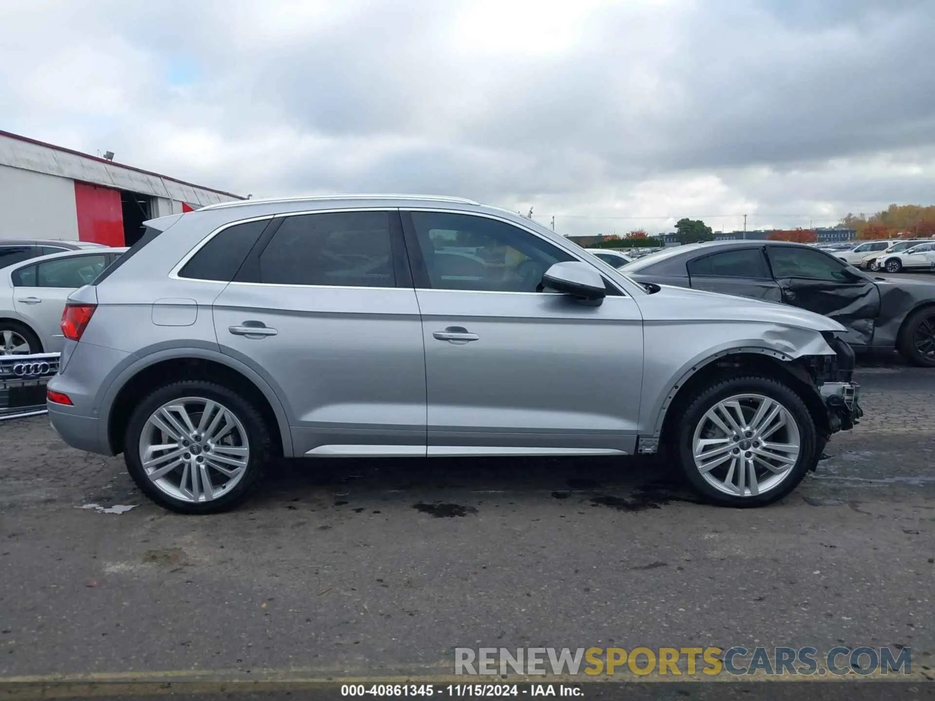 14 Photograph of a damaged car WA1CNAFYXK2034885 AUDI Q5 2019