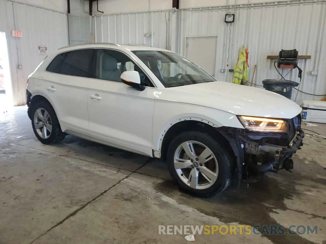 4 Photograph of a damaged car WA1CNAFYXK2076604 AUDI Q5 2019