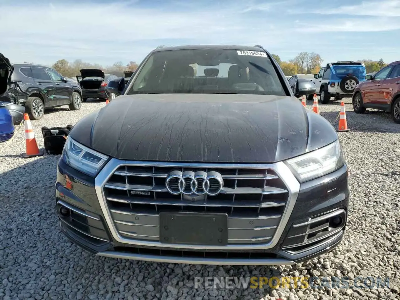 5 Photograph of a damaged car WA1CNAFYXK2081186 AUDI Q5 2019