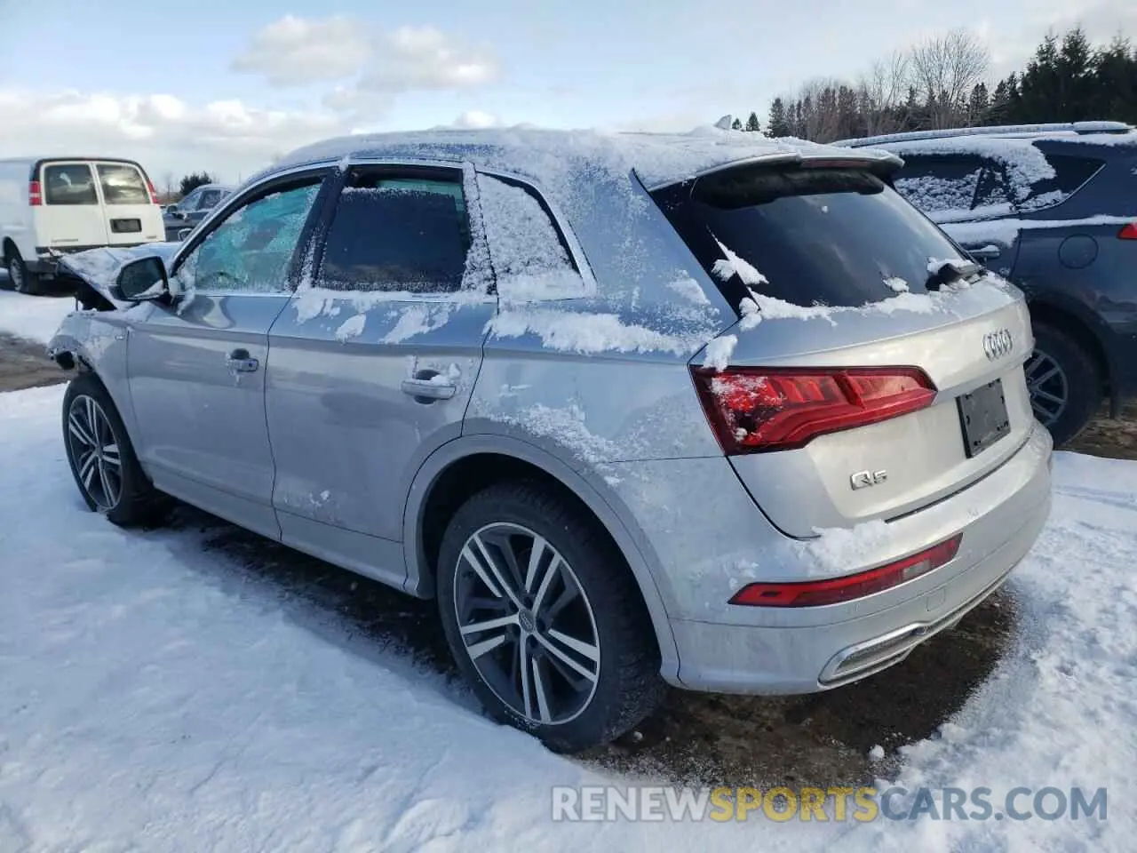 2 Photograph of a damaged car WA1FNAFYXK2032387 AUDI Q5 2019