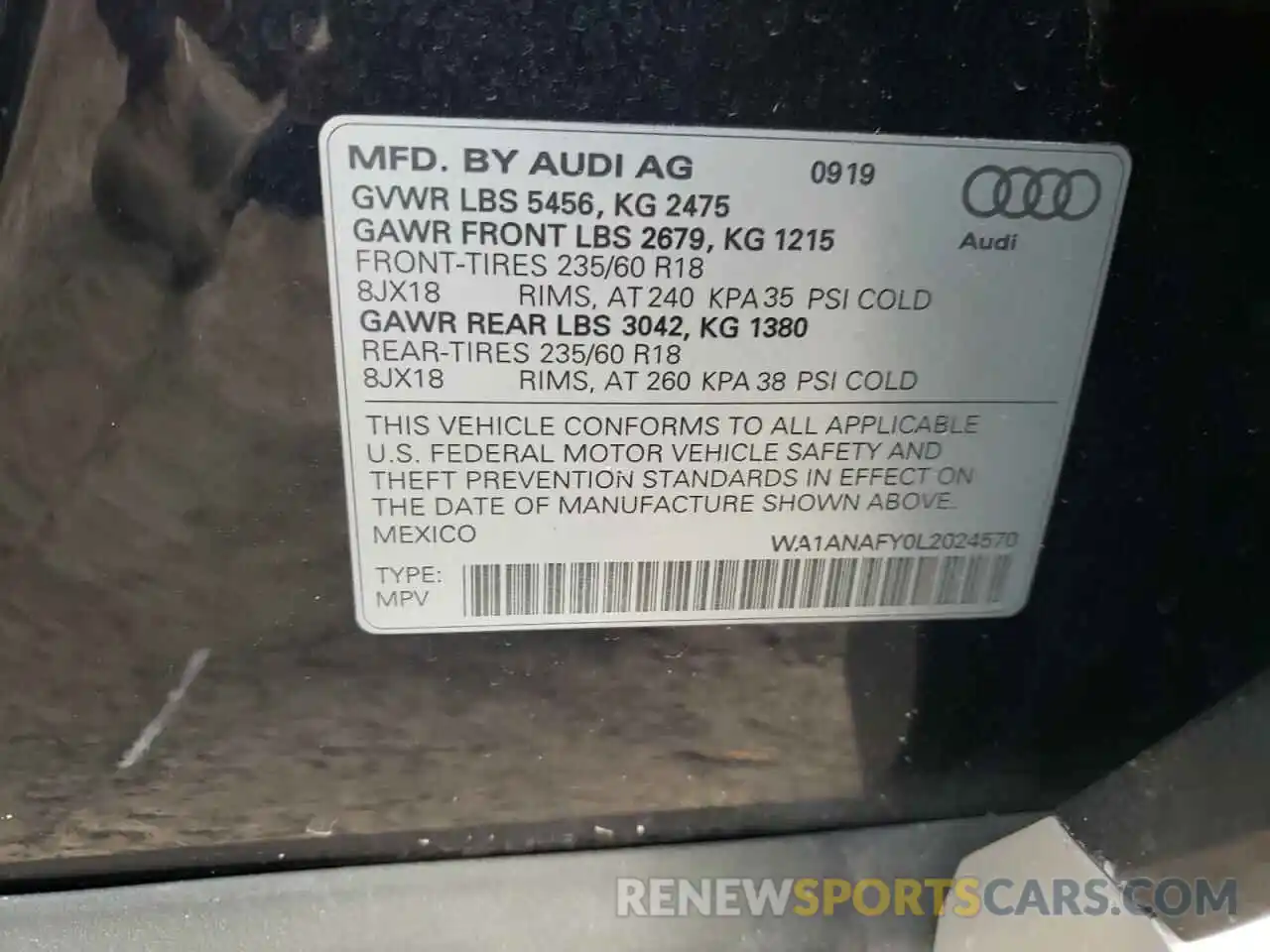 13 Photograph of a damaged car WA1ANAFY0L2024570 AUDI Q5 2020