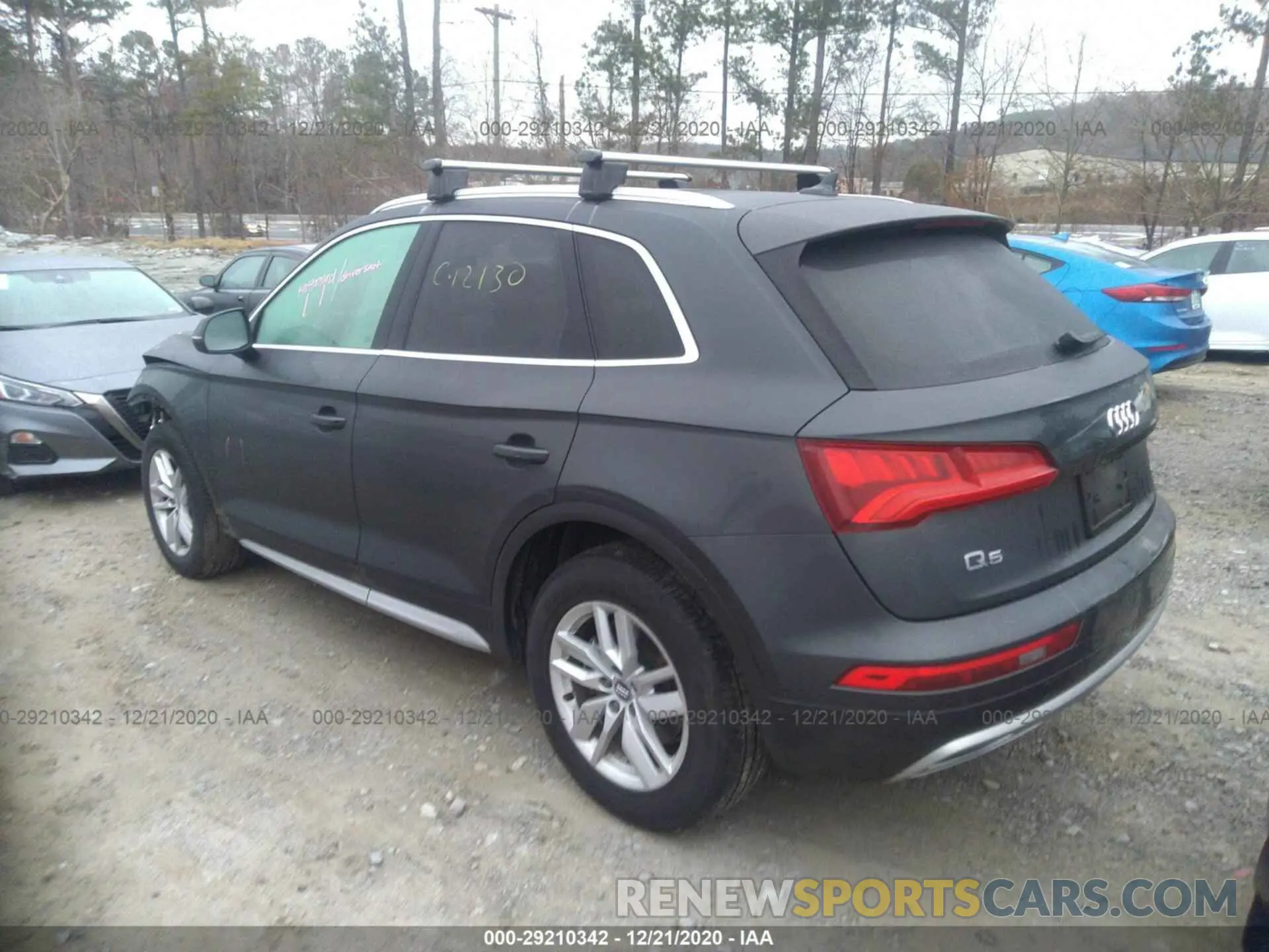 3 Photograph of a damaged car WA1ANAFY0L2039165 AUDI Q5 2020