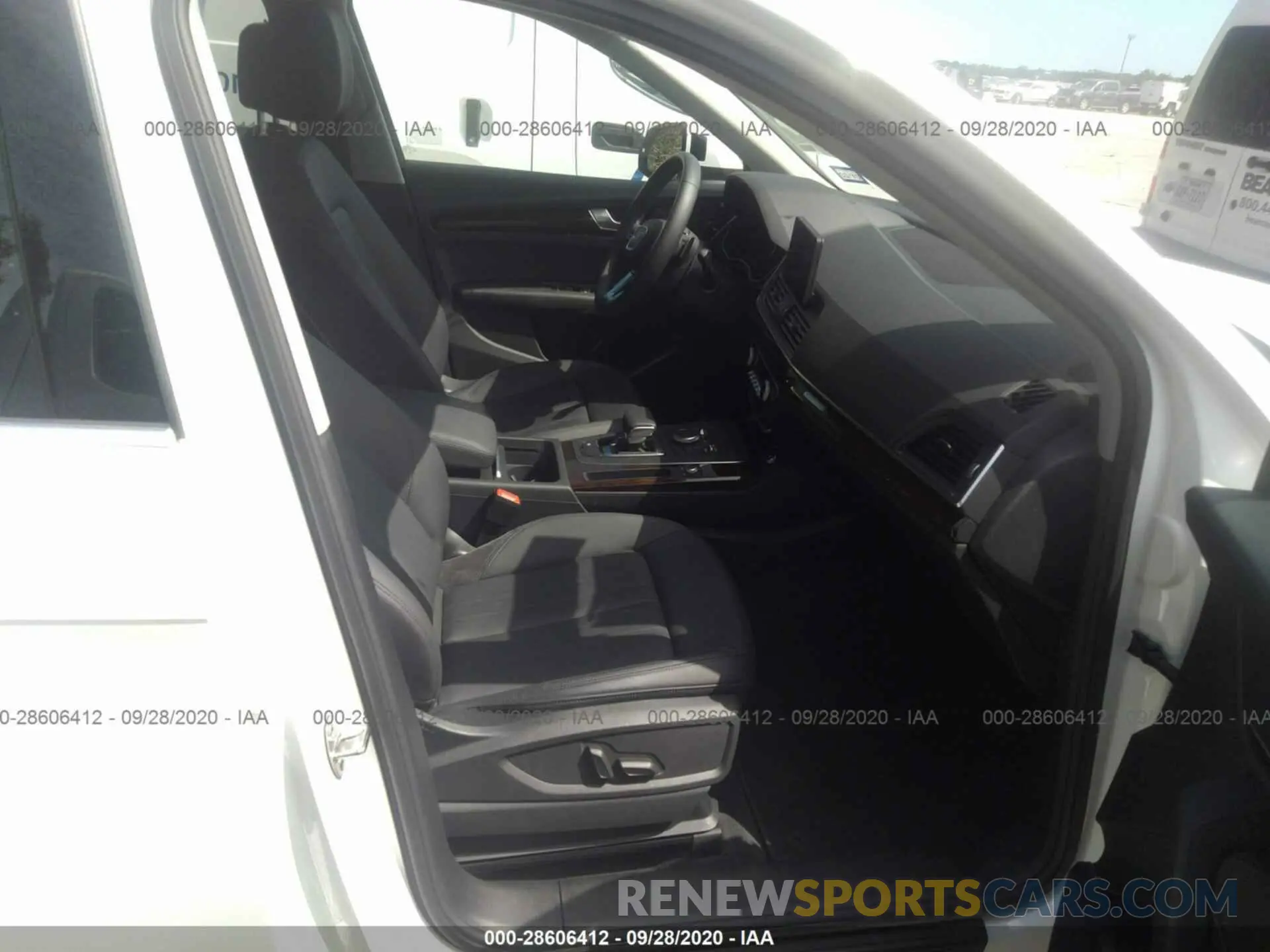 5 Photograph of a damaged car WA1ANAFY0L2062784 AUDI Q5 2020