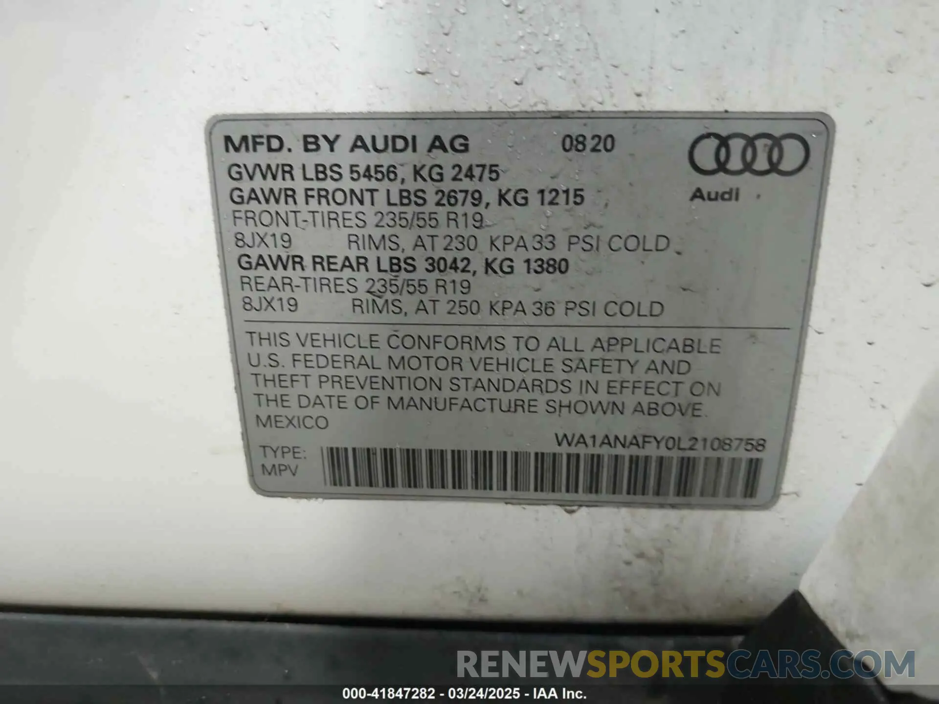9 Photograph of a damaged car WA1ANAFY0L2108758 AUDI Q5 2020