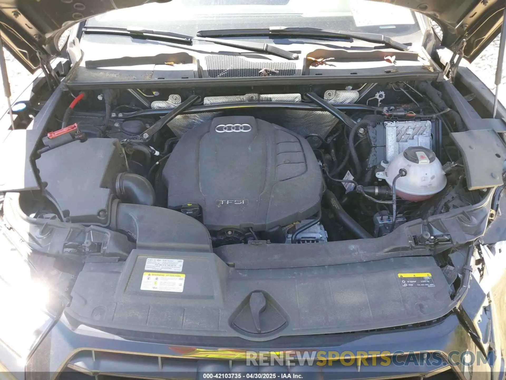 10 Photograph of a damaged car WA1ANAFY0L2116391 AUDI Q5 2020