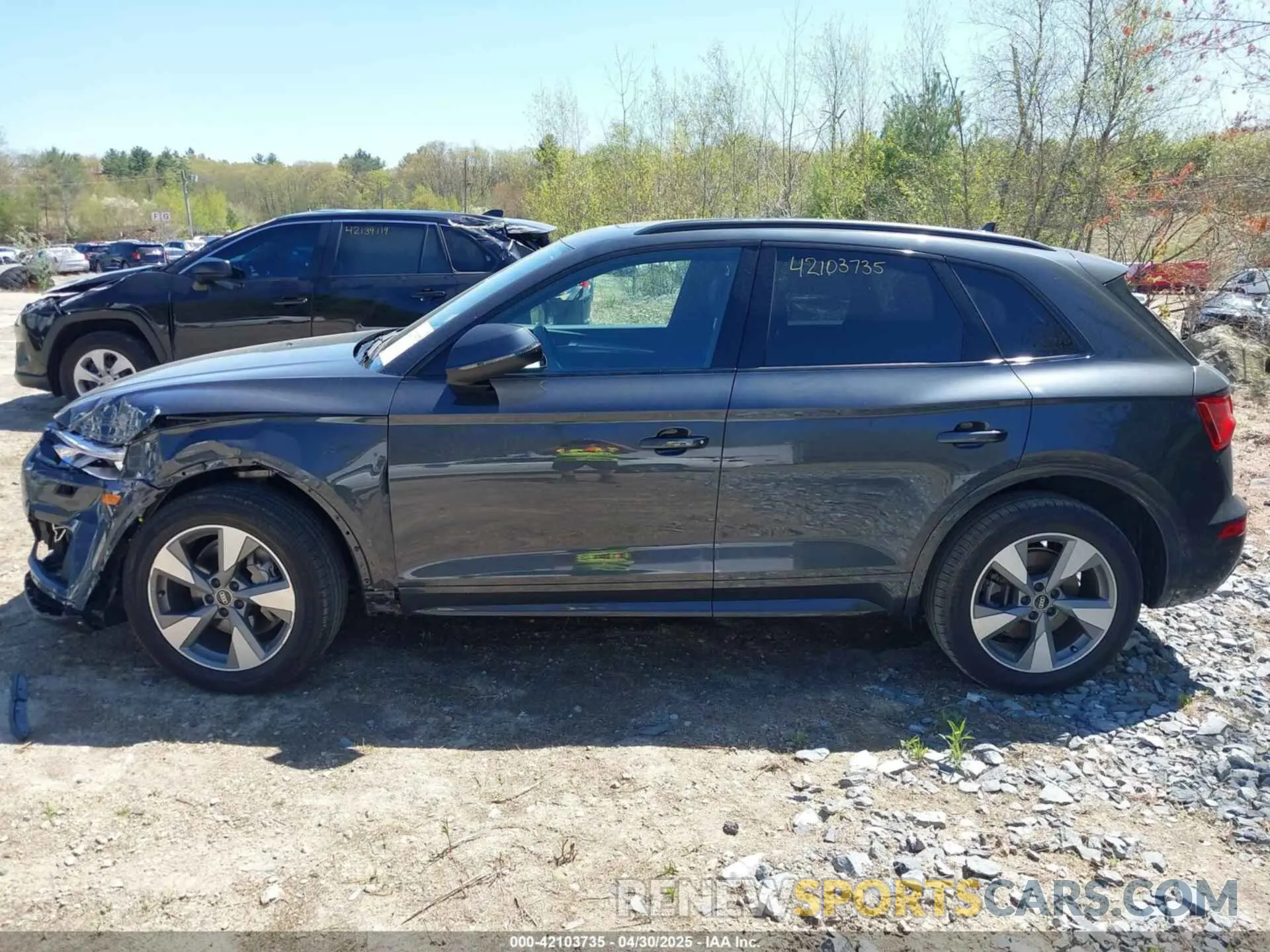 14 Photograph of a damaged car WA1ANAFY0L2116391 AUDI Q5 2020