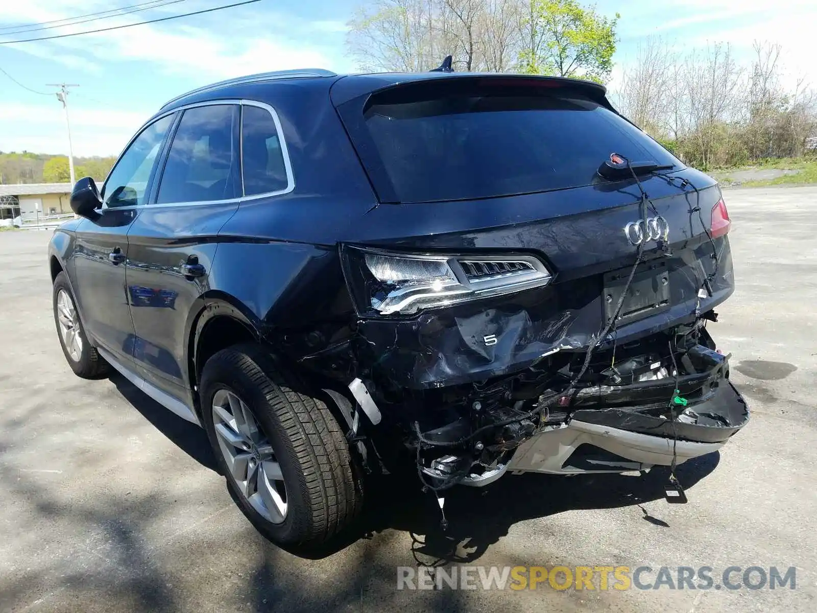 3 Photograph of a damaged car WA1ANAFY1L2010726 AUDI Q5 2020