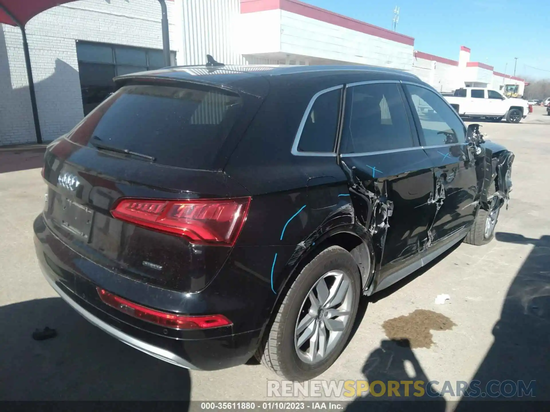 4 Photograph of a damaged car WA1ANAFY1L2038770 AUDI Q5 2020