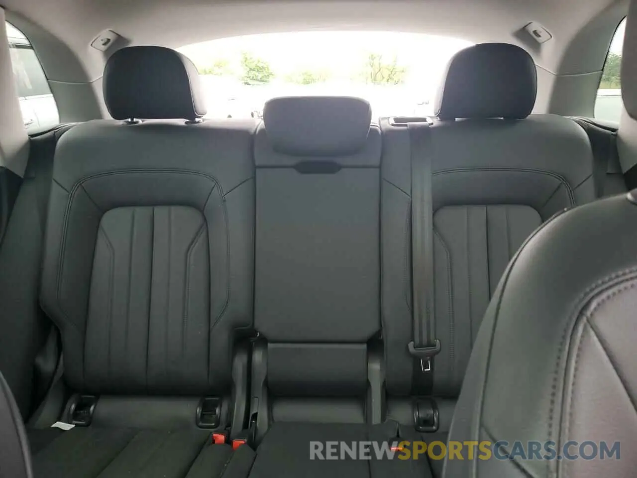 10 Photograph of a damaged car WA1ANAFY1L2048411 AUDI Q5 2020