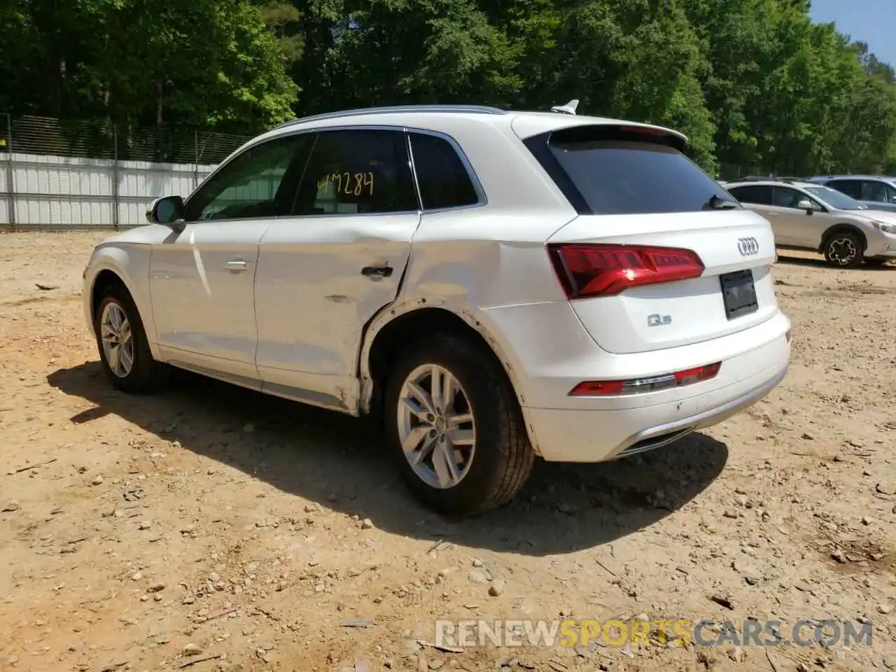 3 Photograph of a damaged car WA1ANAFY2L2008421 AUDI Q5 2020