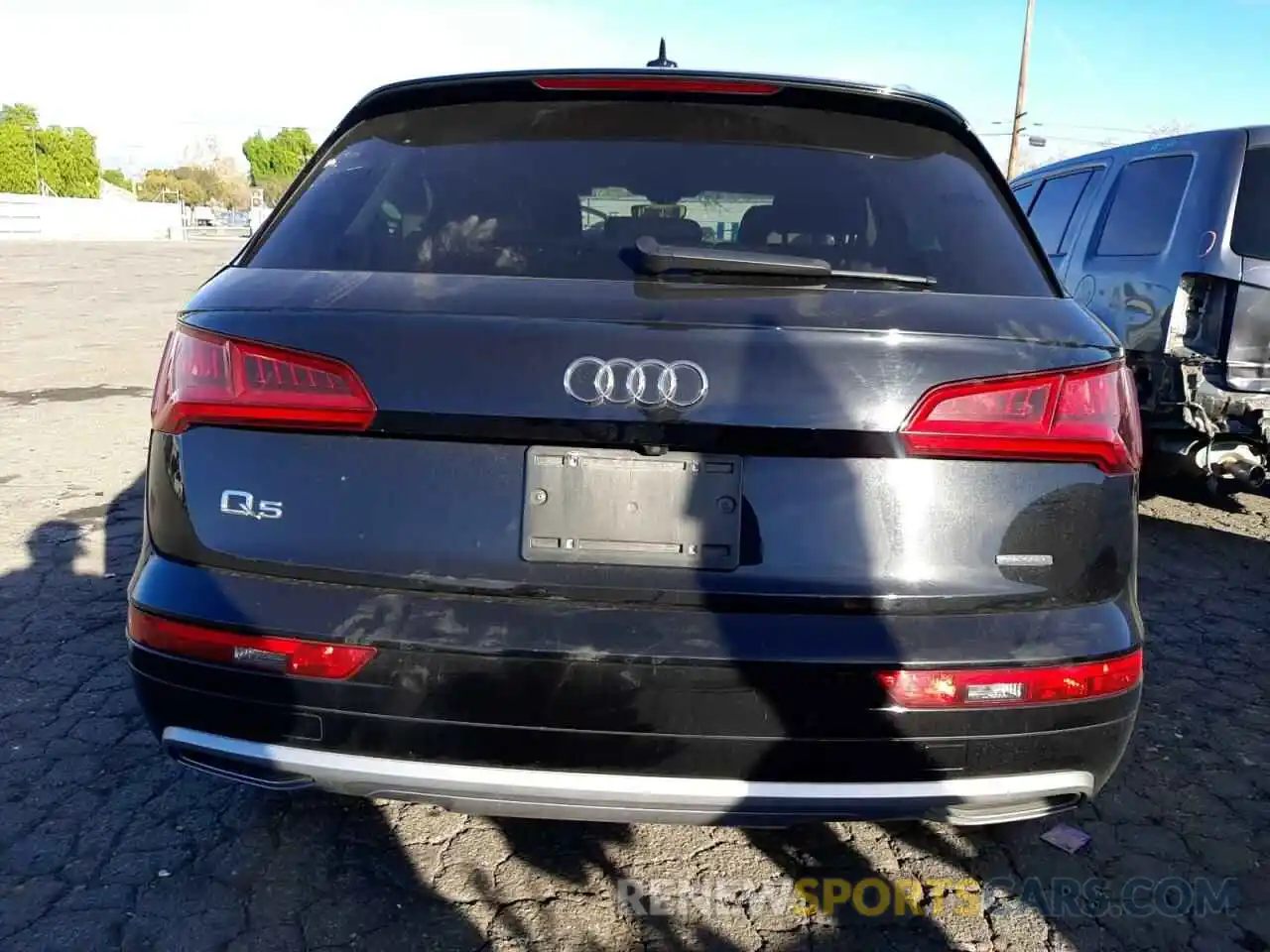 6 Photograph of a damaged car WA1ANAFY2L2044335 AUDI Q5 2020