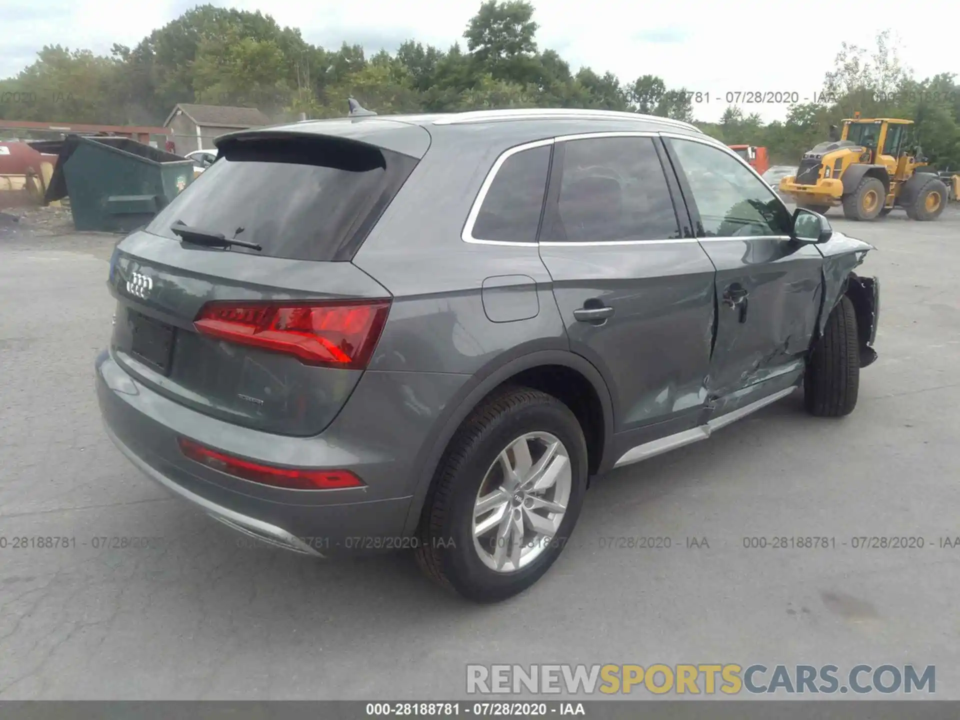 4 Photograph of a damaged car WA1ANAFY2L2057540 AUDI Q5 2020