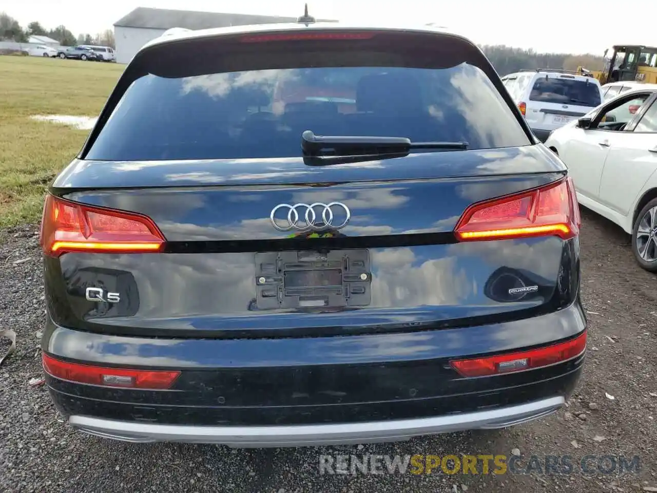 6 Photograph of a damaged car WA1ANAFY2L2060633 AUDI Q5 2020