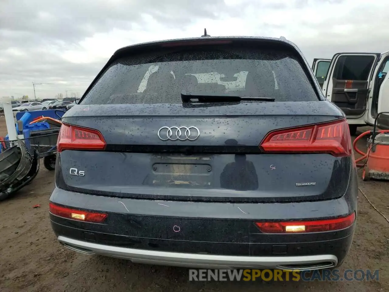 6 Photograph of a damaged car WA1ANAFY2L2069963 AUDI Q5 2020