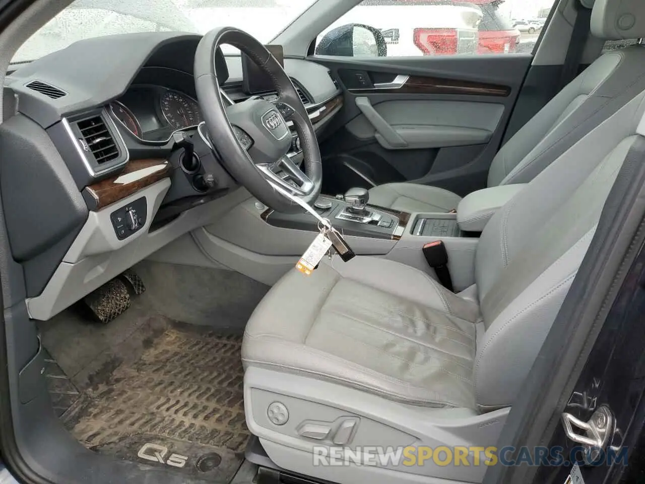 7 Photograph of a damaged car WA1ANAFY2L2069963 AUDI Q5 2020