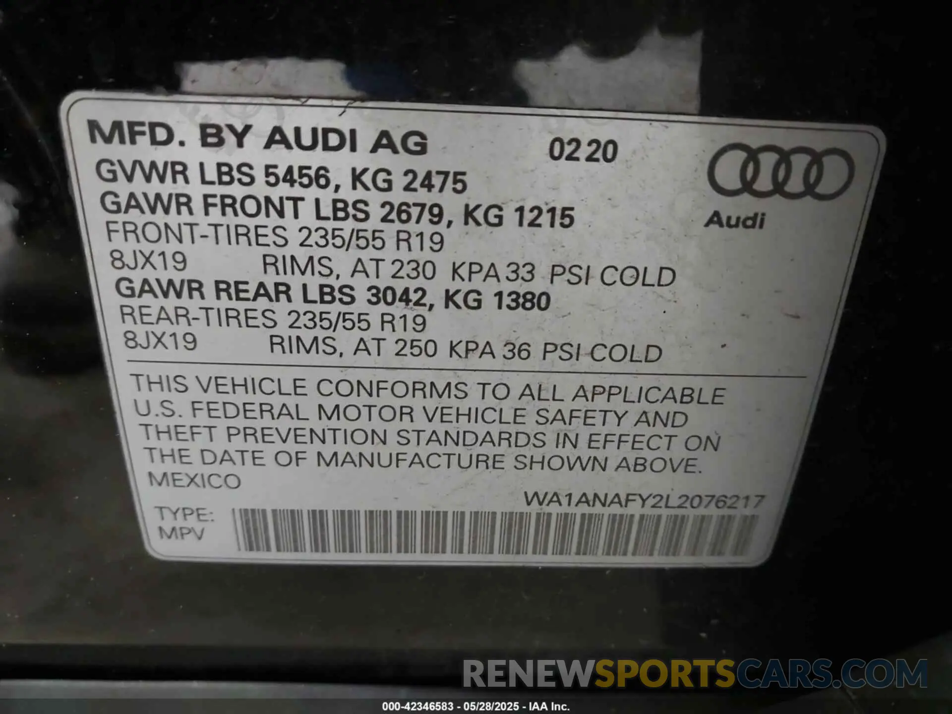 9 Photograph of a damaged car WA1ANAFY2L2076217 AUDI Q5 2020
