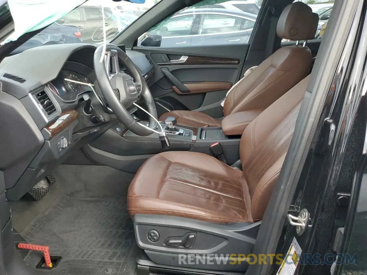 7 Photograph of a damaged car WA1ANAFY2L2082146 AUDI Q5 2020