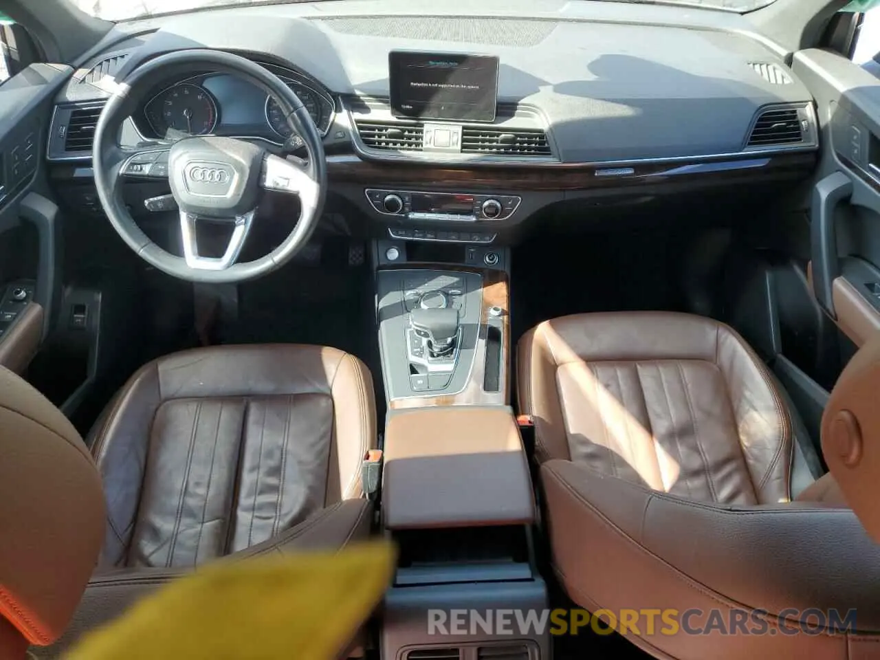 8 Photograph of a damaged car WA1ANAFY2L2082146 AUDI Q5 2020