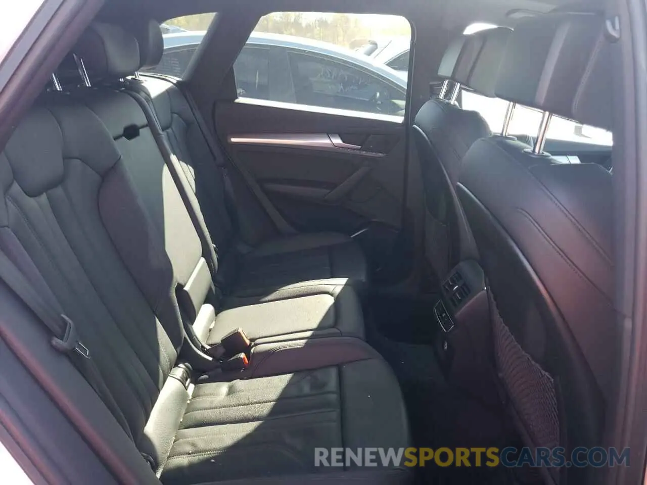 11 Photograph of a damaged car WA1ANAFY2L2090232 AUDI Q5 2020