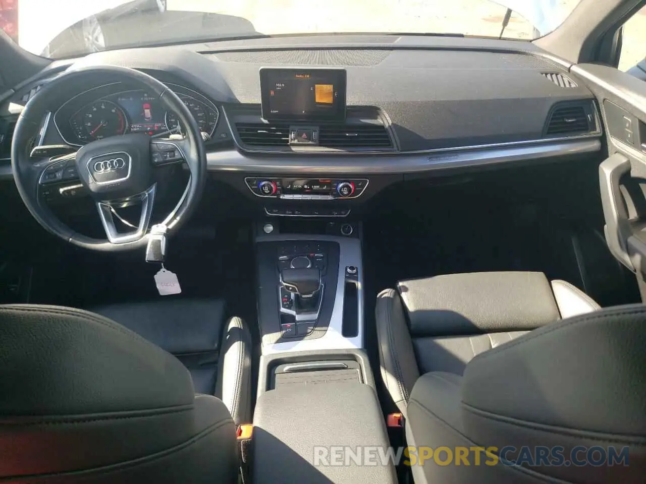 8 Photograph of a damaged car WA1ANAFY2L2090232 AUDI Q5 2020