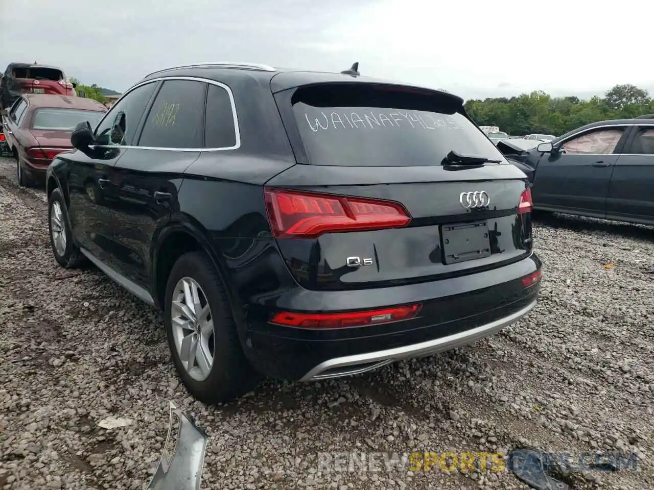 3 Photograph of a damaged car WA1ANAFY4L2015001 AUDI Q5 2020