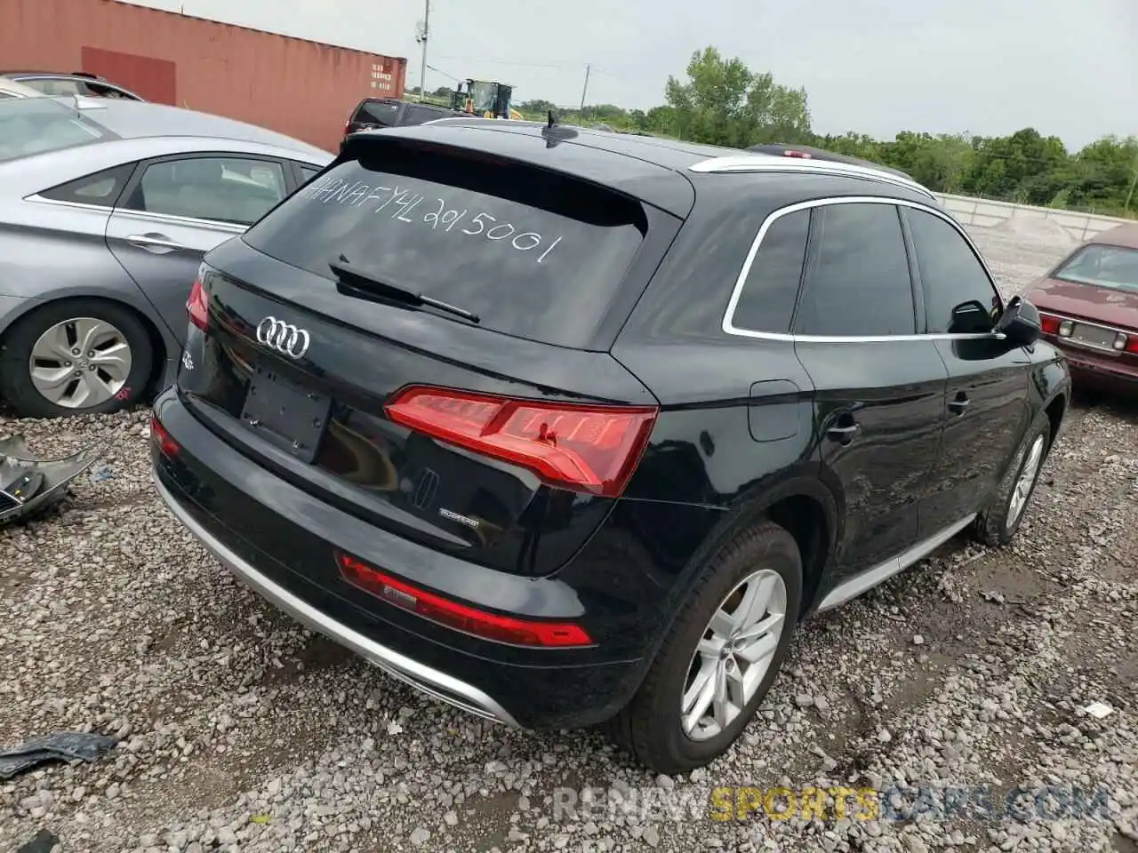 4 Photograph of a damaged car WA1ANAFY4L2015001 AUDI Q5 2020