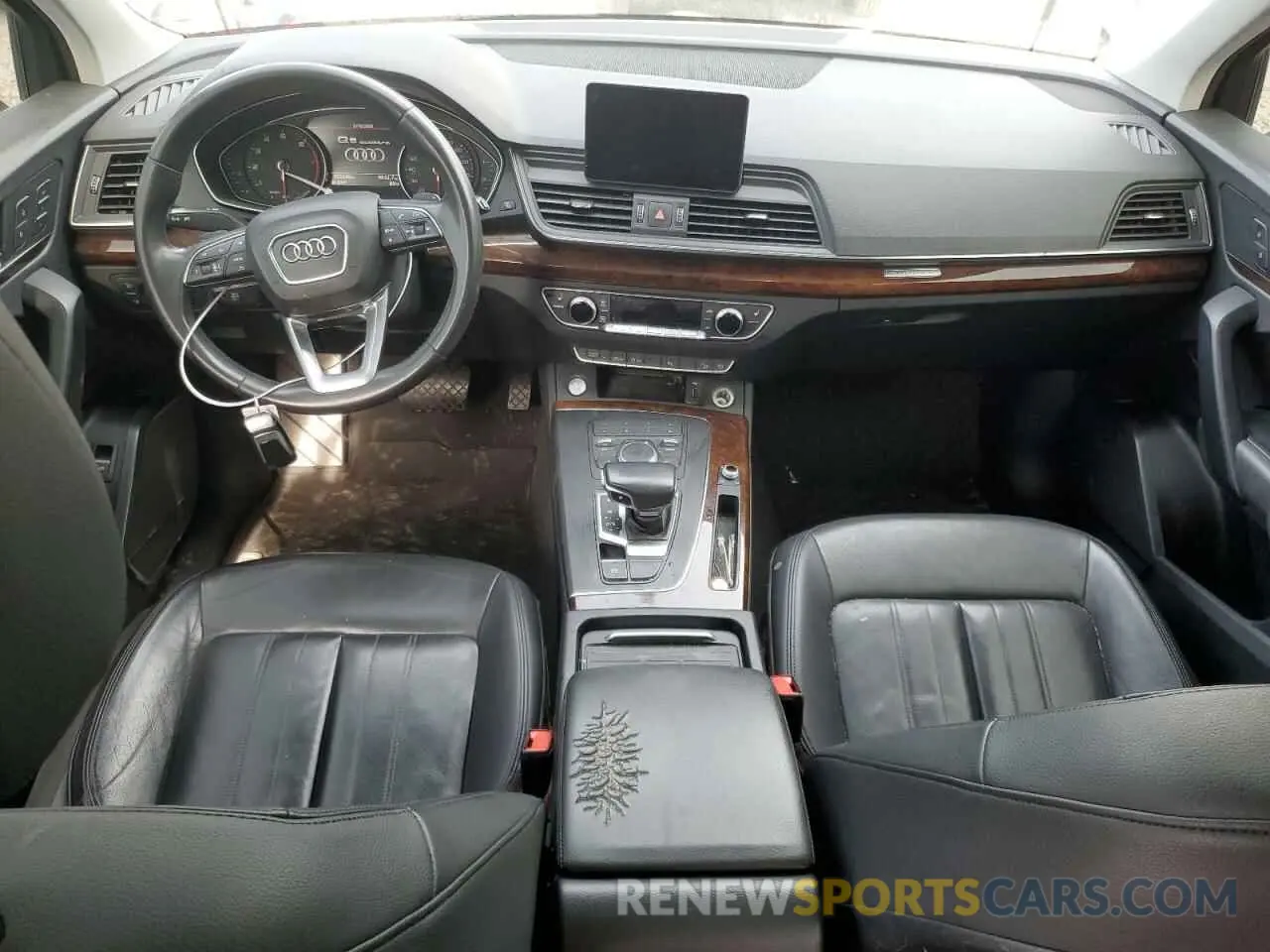 8 Photograph of a damaged car WA1ANAFY4L2039184 AUDI Q5 2020