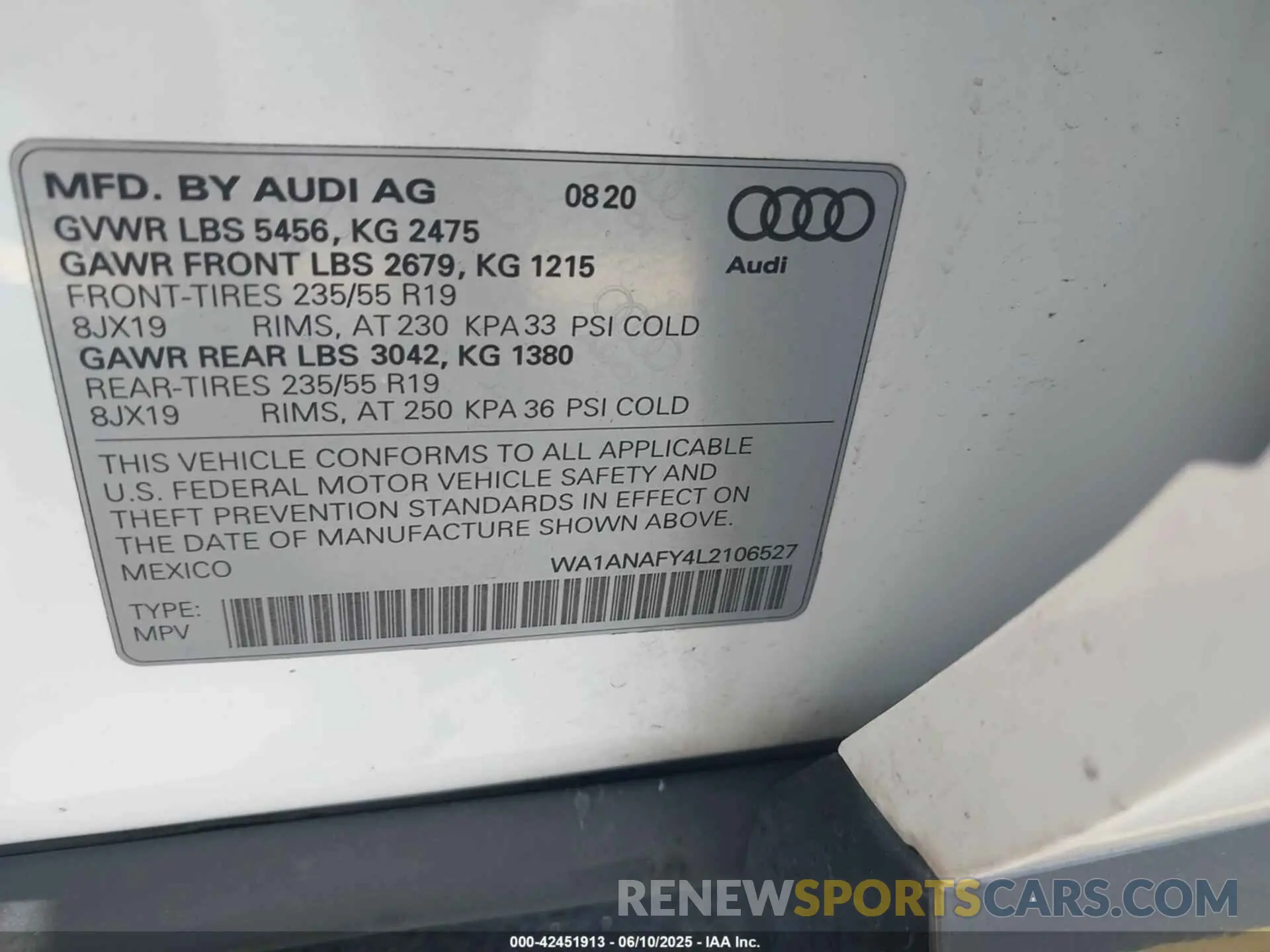 9 Photograph of a damaged car WA1ANAFY4L2106527 AUDI Q5 2020