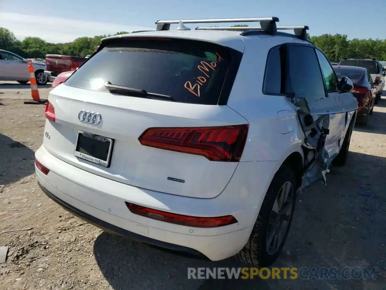 4 Photograph of a damaged car WA1ANAFY4L2121125 AUDI Q5 2020