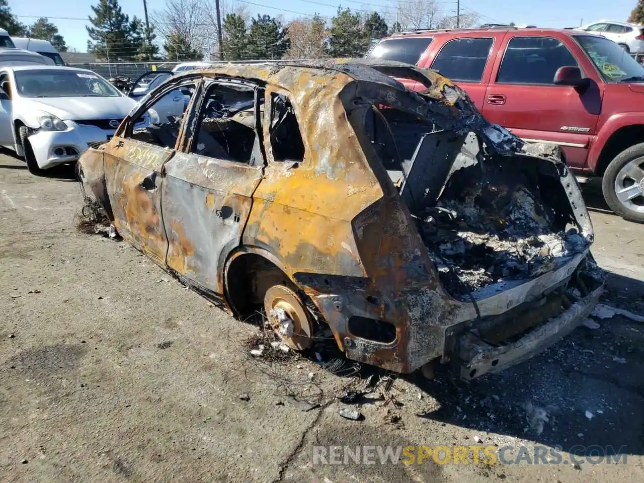 3 Photograph of a damaged car WA1ANAFY5L2021390 AUDI Q5 2020