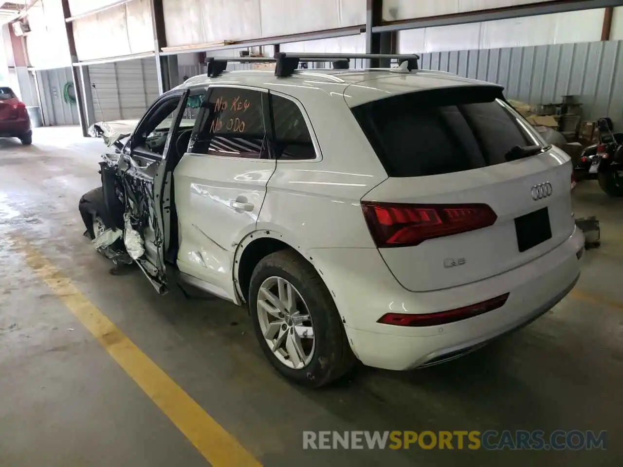 3 Photograph of a damaged car WA1ANAFY5L2024239 AUDI Q5 2020