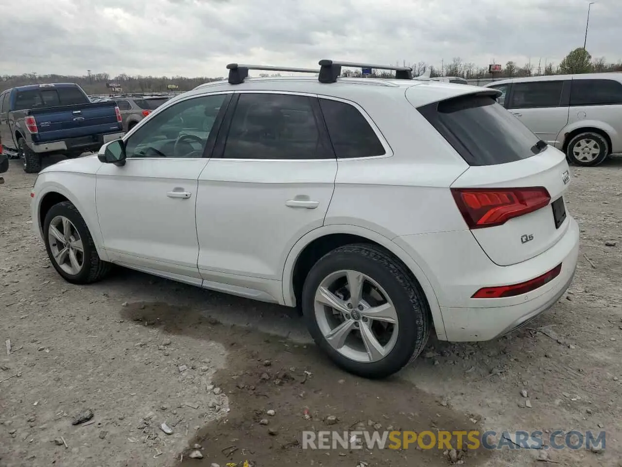 2 Photograph of a damaged car WA1ANAFY5L2034477 AUDI Q5 2020