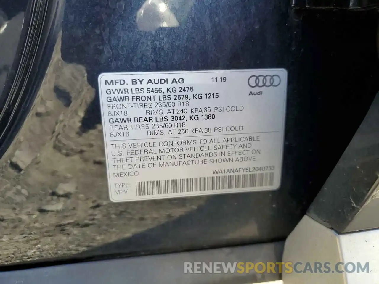 10 Photograph of a damaged car WA1ANAFY5L2040733 AUDI Q5 2020