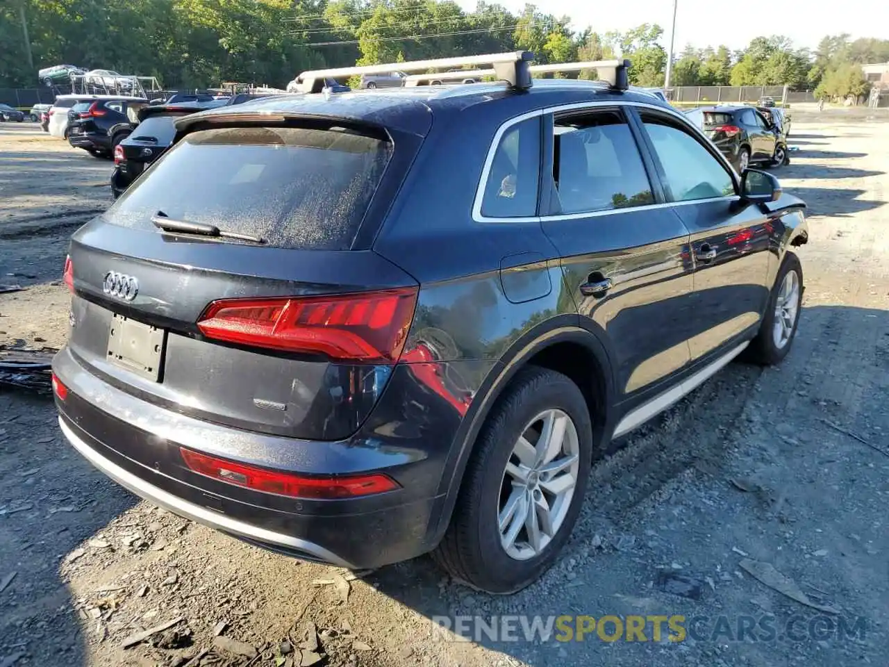 4 Photograph of a damaged car WA1ANAFY5L2040733 AUDI Q5 2020