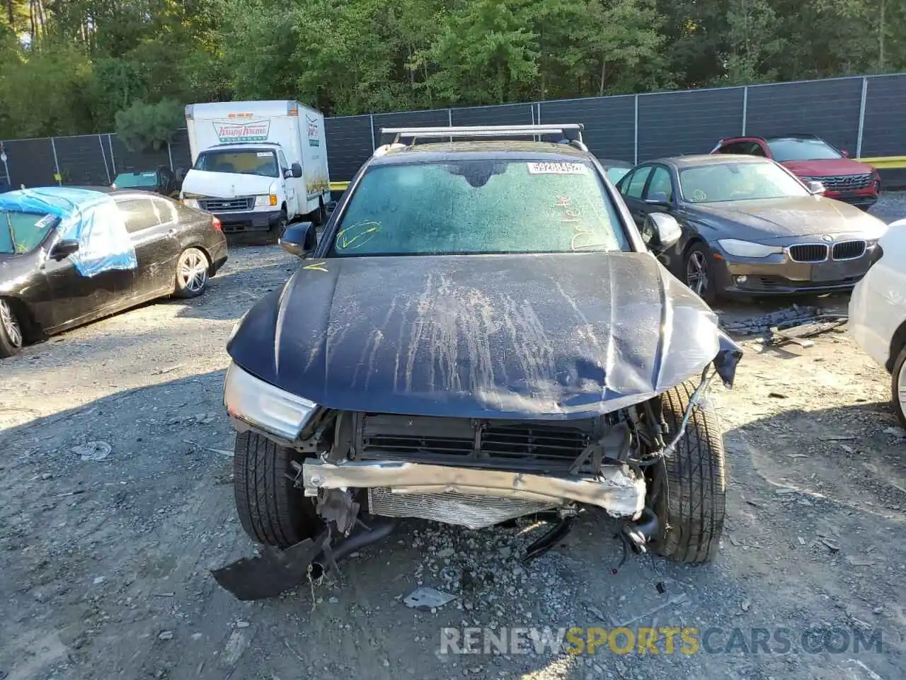 9 Photograph of a damaged car WA1ANAFY5L2040733 AUDI Q5 2020