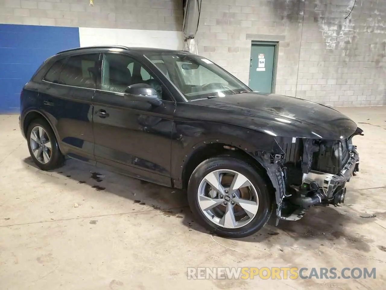 4 Photograph of a damaged car WA1ANAFY5L2080245 AUDI Q5 2020