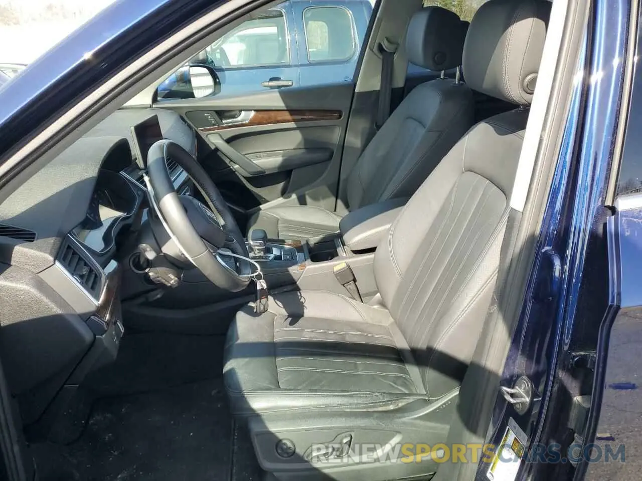 7 Photograph of a damaged car WA1ANAFY5L2084358 AUDI Q5 2020