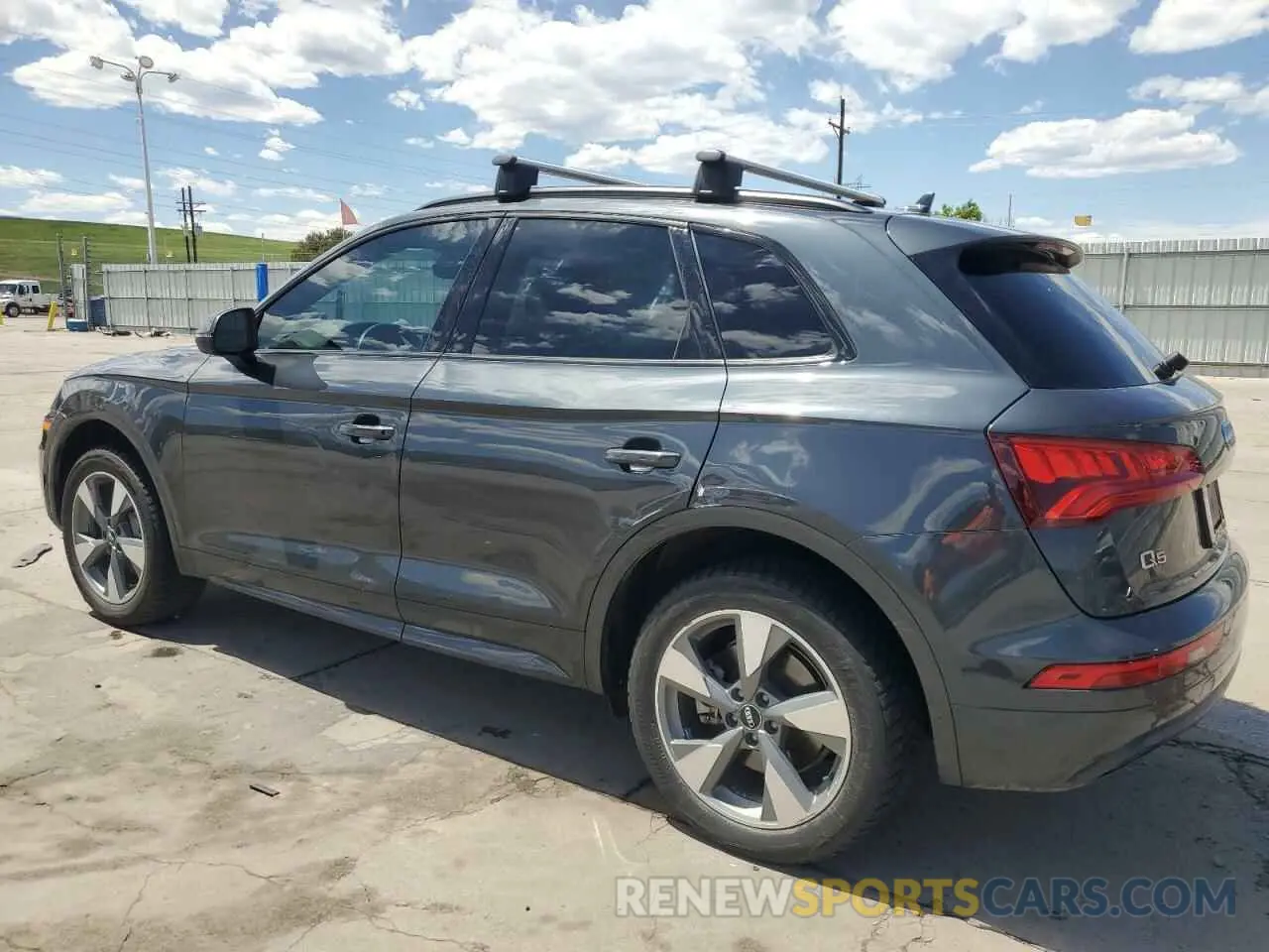 2 Photograph of a damaged car WA1ANAFY5L2091374 AUDI Q5 2020