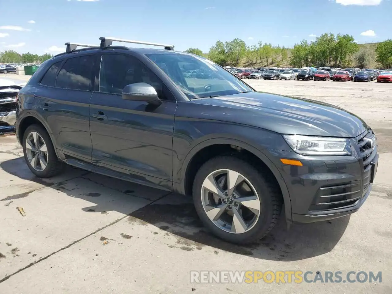 4 Photograph of a damaged car WA1ANAFY5L2091374 AUDI Q5 2020