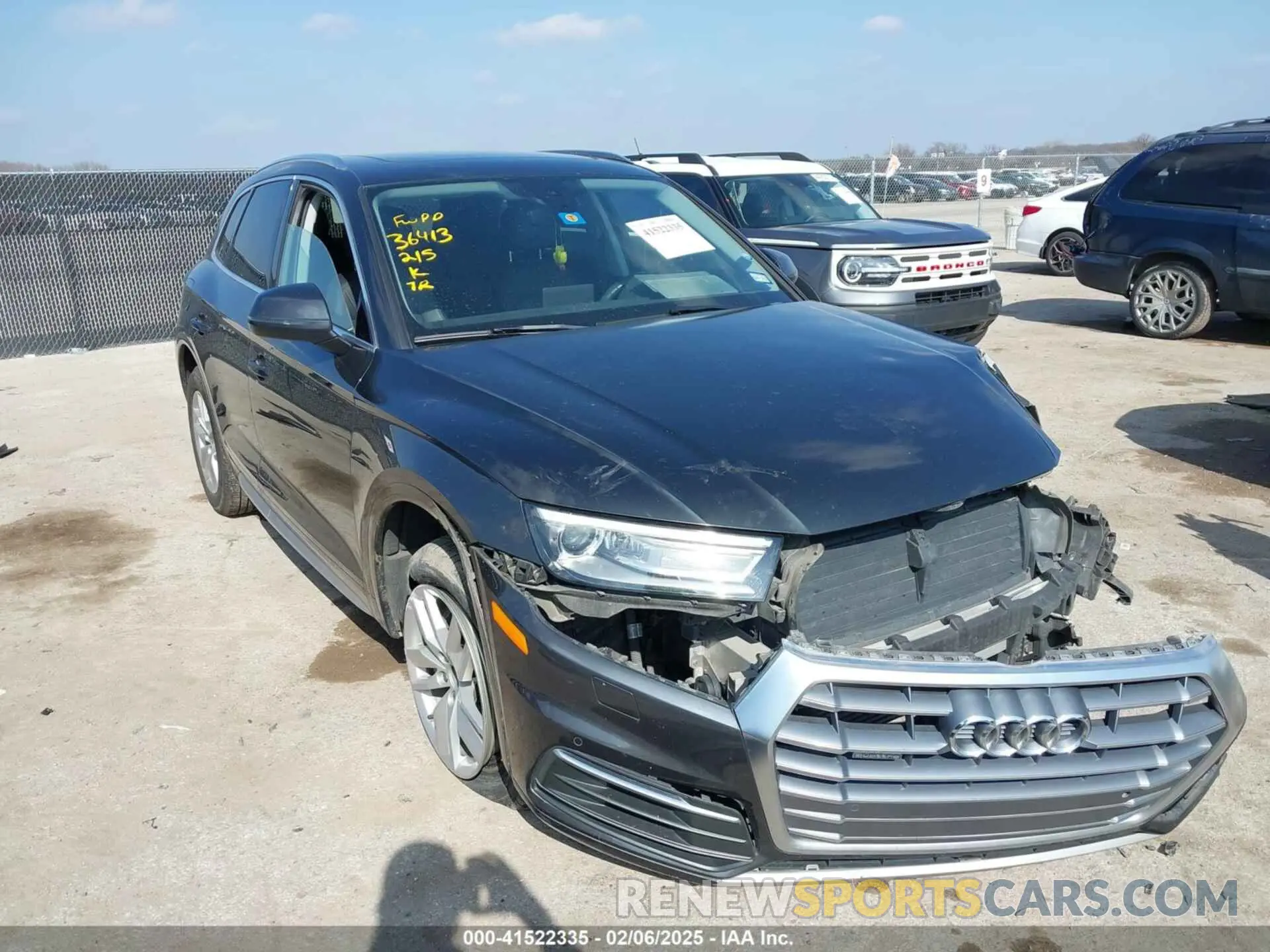 1 Photograph of a damaged car WA1ANAFY6L2030406 AUDI Q5 2020