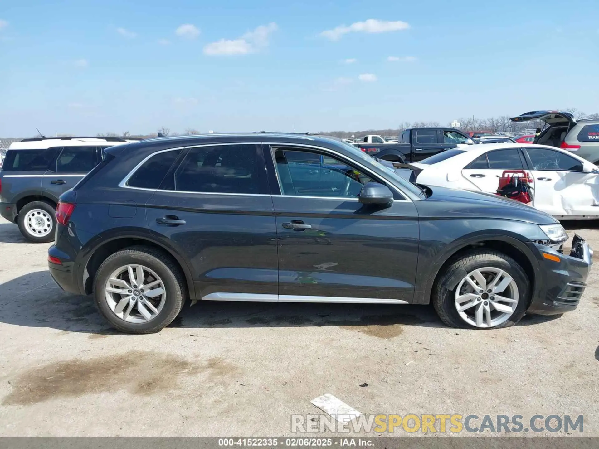 13 Photograph of a damaged car WA1ANAFY6L2030406 AUDI Q5 2020