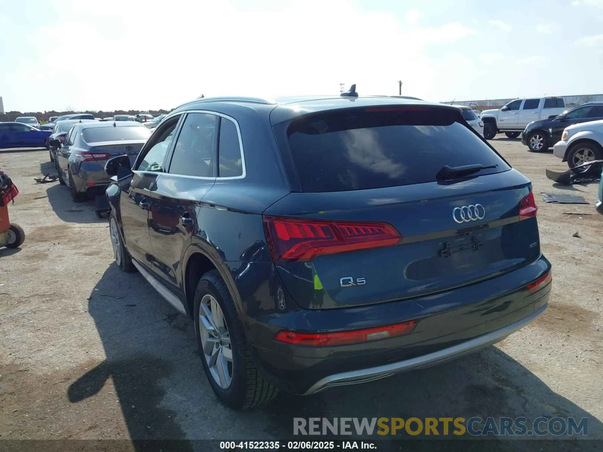 3 Photograph of a damaged car WA1ANAFY6L2030406 AUDI Q5 2020