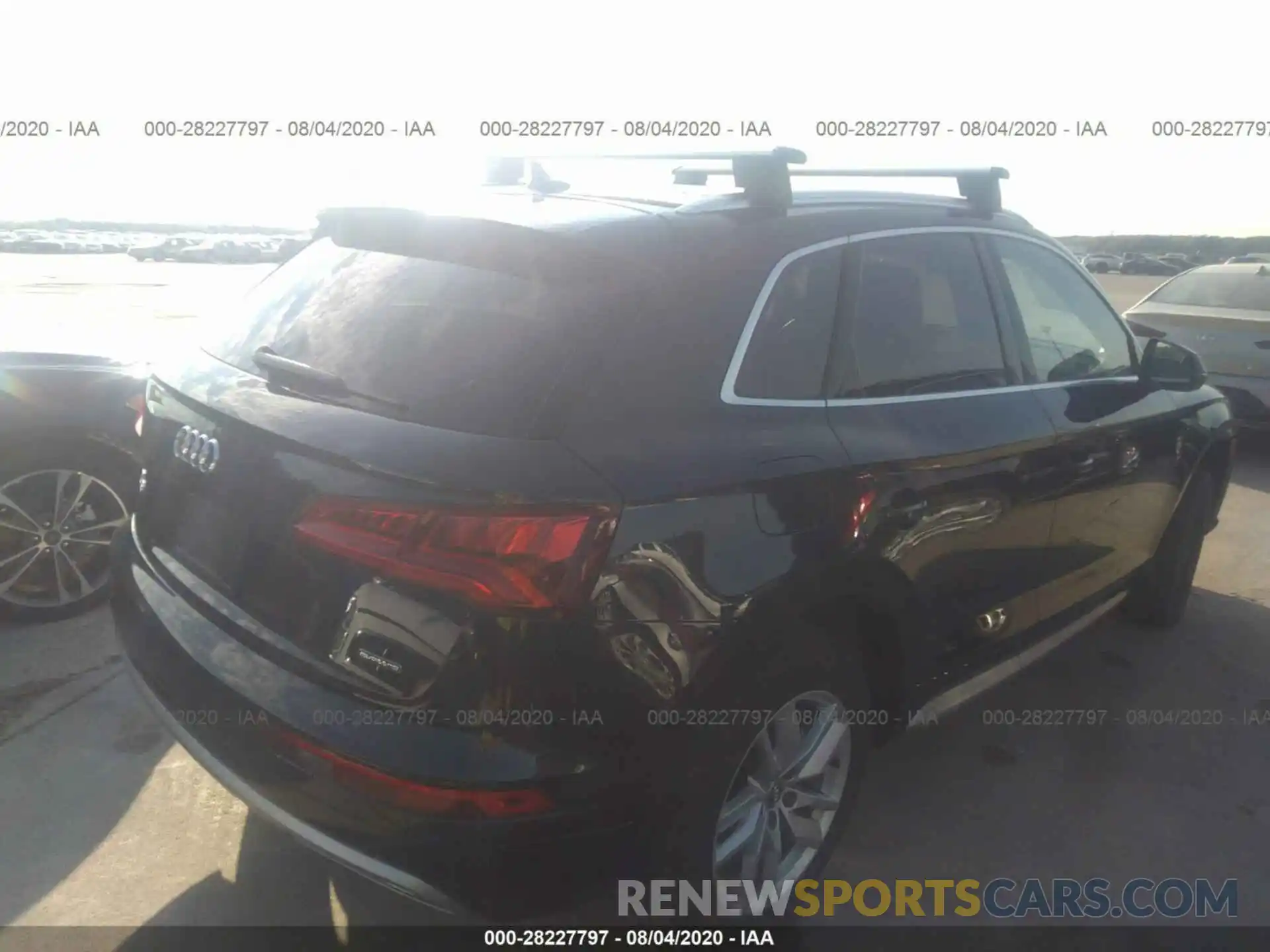 4 Photograph of a damaged car WA1ANAFY6L2032981 AUDI Q5 2020