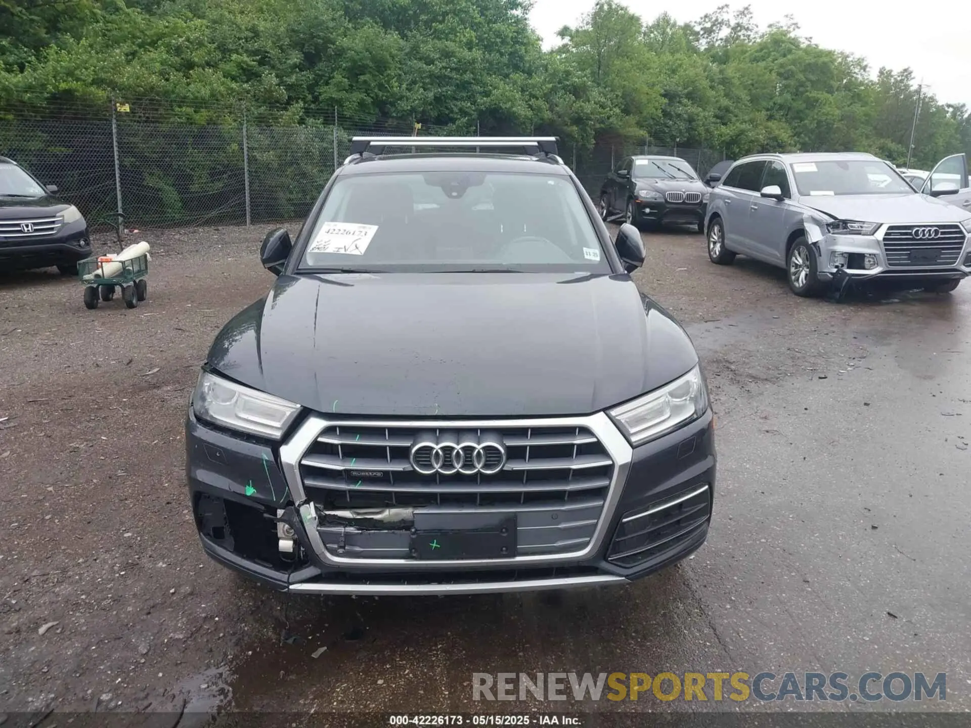 12 Photograph of a damaged car WA1ANAFY6L2042006 AUDI Q5 2020